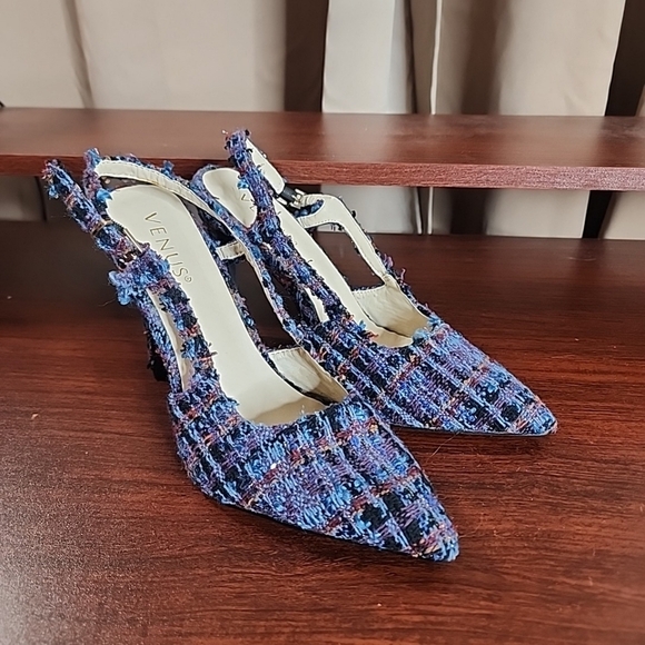 Venus Womens Multi Colored  Closed Toe Pointed Shoes Size 7.5 - Picture 3 of 10